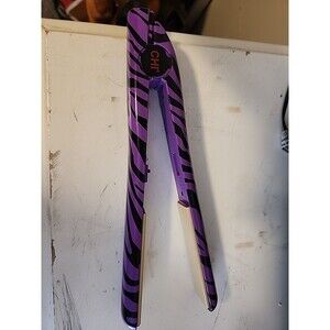 CHI flat iron 1.5 in. Purple w/ Black Works Well